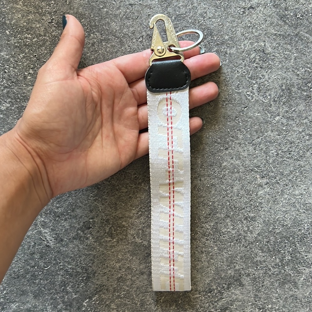Off White Key Chain Tag - Picture 3 of 3